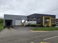 À VENDRE – BUREAUX (400 m²) + ATELIER (1’200 m²) – ARBENTwebp