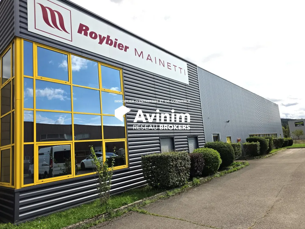 LOCAL INDUSTRIEL UNIQUE À ARBENT 01