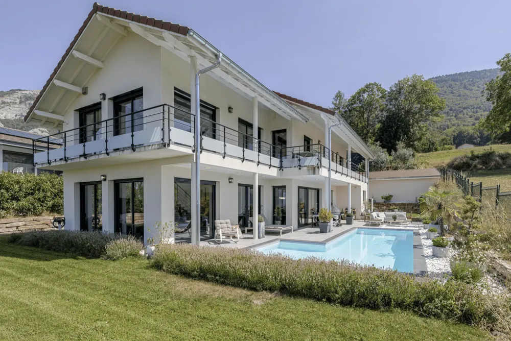 A VENDRE VILLA CONTEMPORAINE EXCEPTIONNELLE AVEC VUE PANORAMIQUE SUR GENÈVE
